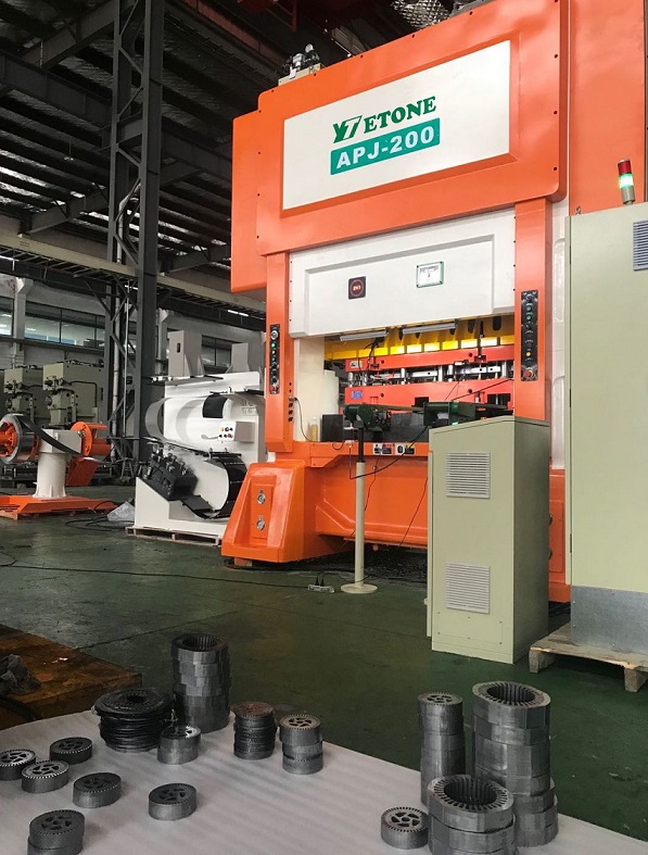 Motorkärna höghastighetspress Stämplingsmaskin Powerpress